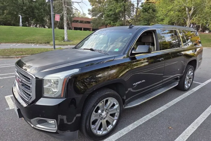 2016 Gmc Yukon XL SLT photo 1