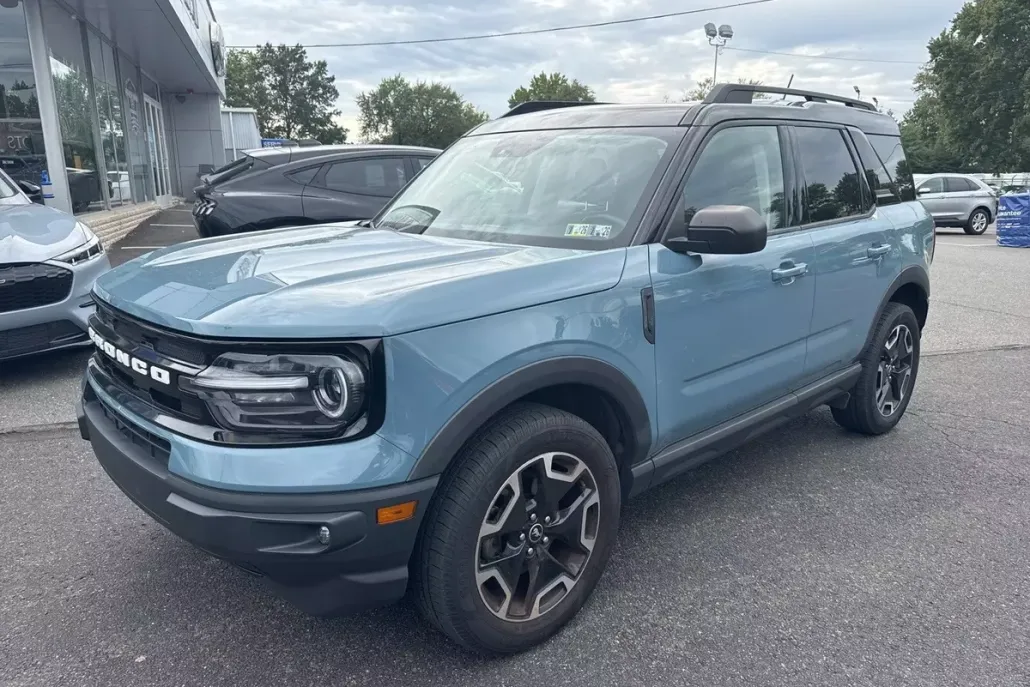 2021 Ford Bronco Sport Outer Banks photo 1