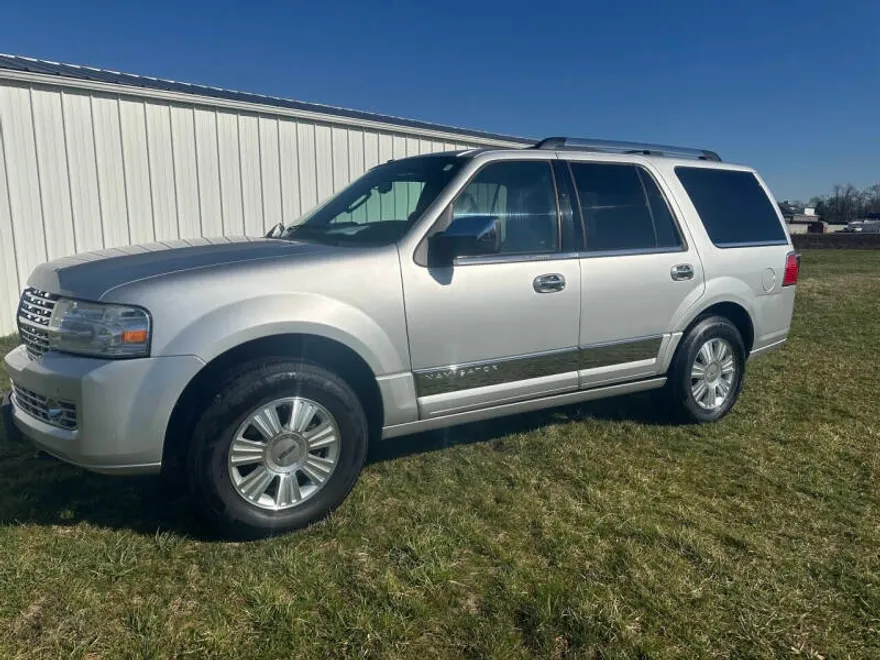 2014 Lincoln Navigator photo 1
