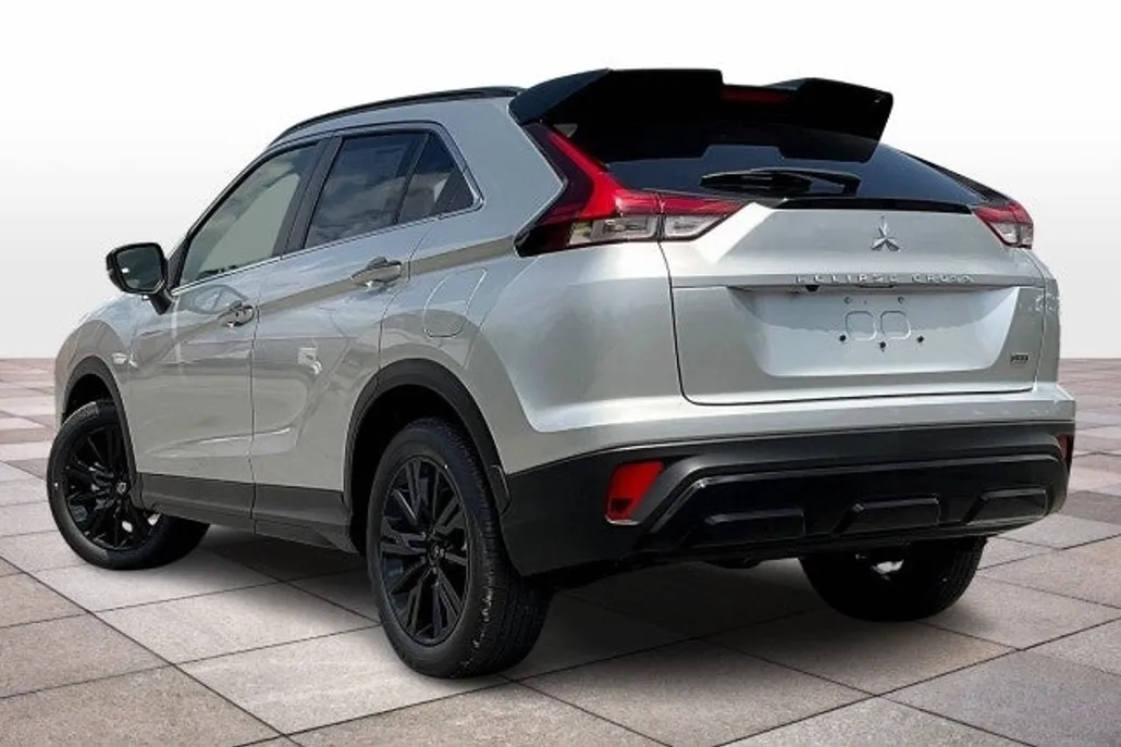 2025 Mitsubishi Eclipse Cross SEL photo 1