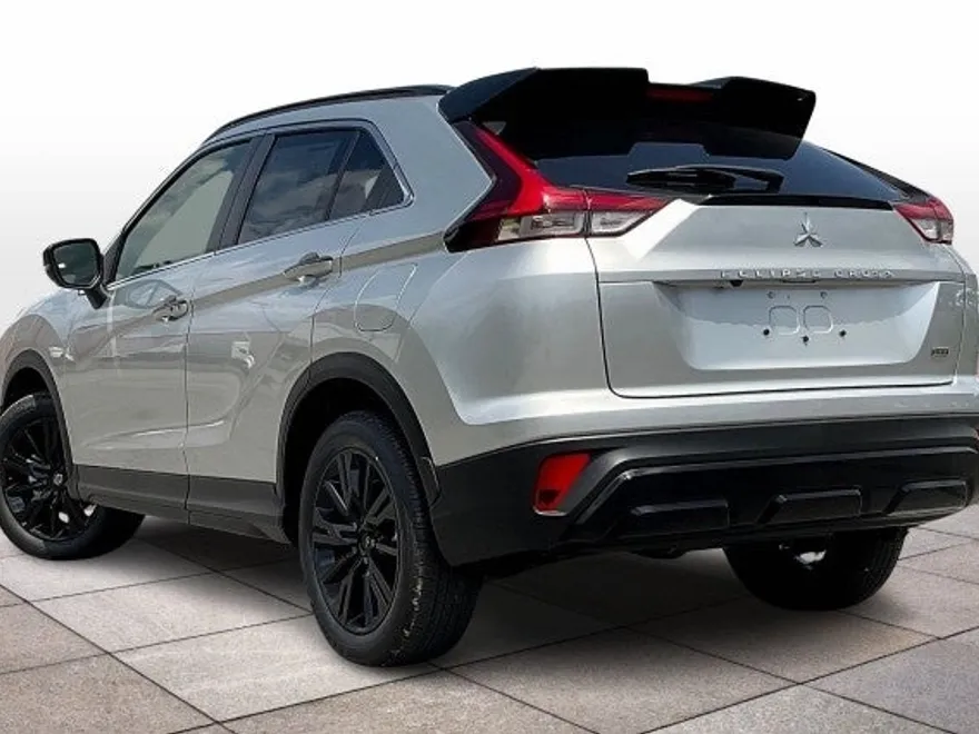 2025 Mitsubishi Eclipse Cross SEL photo 1
