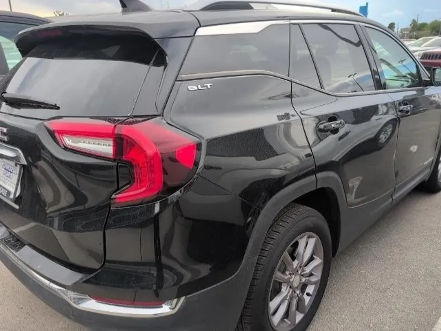 2023 Gmc Terrain SLT photo 1