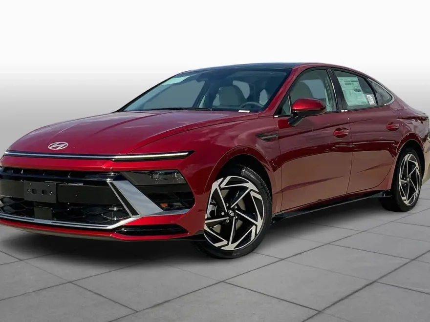 2024 Hyundai Sonata SEL photo 1