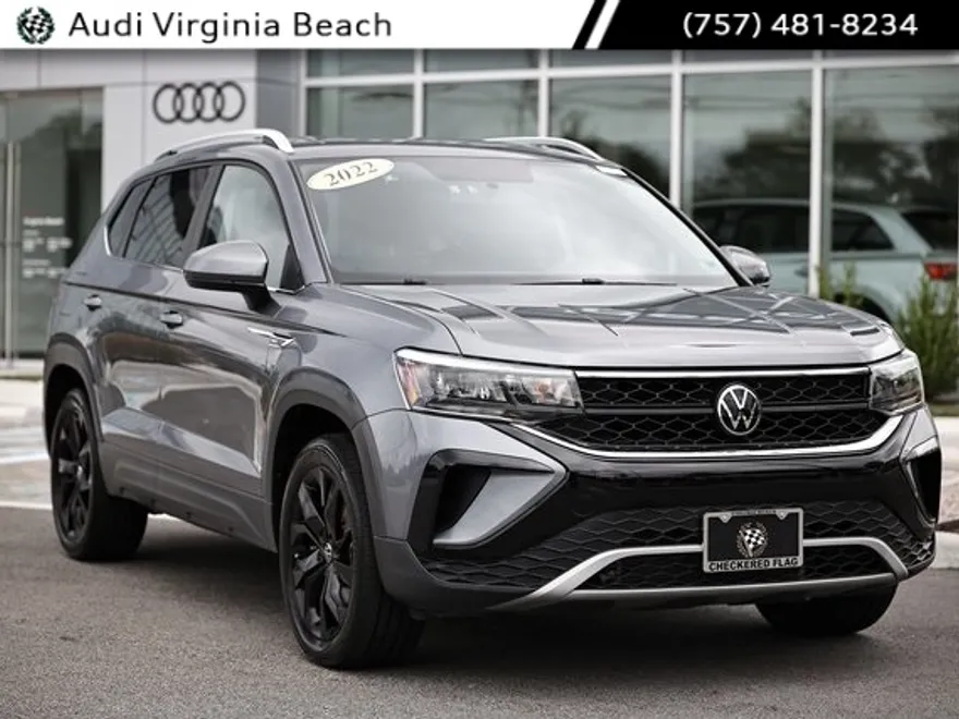 2022 Volkswagen Taos SE photo 1