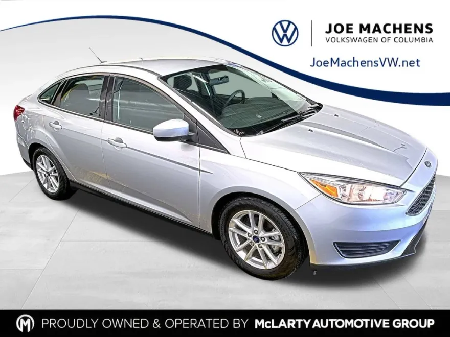 2018 Ford Focus SE photo 1