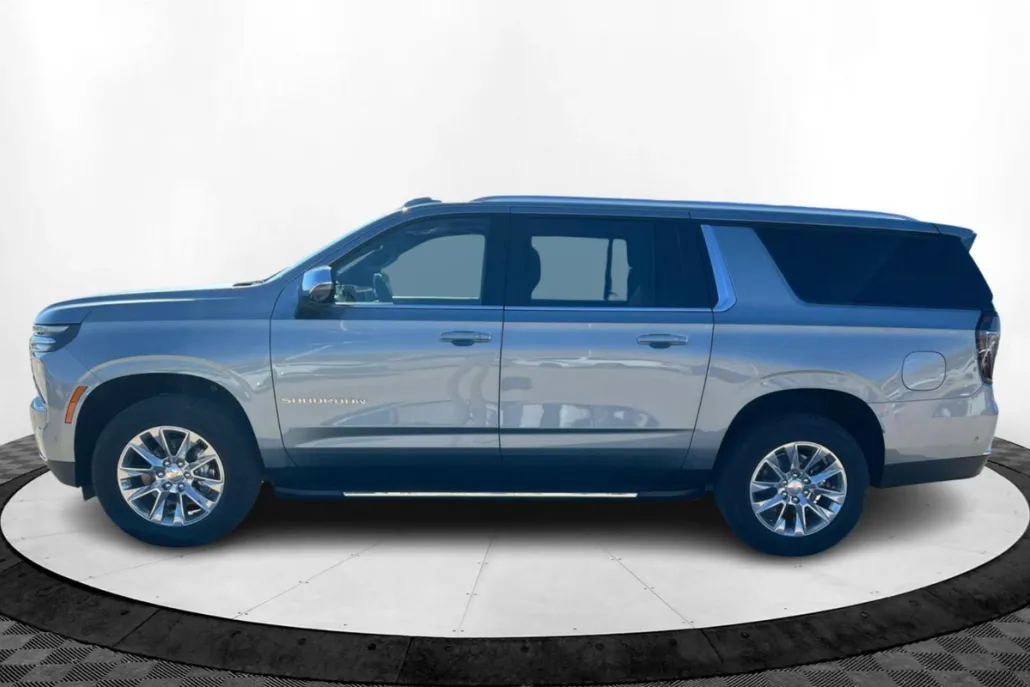 2026 Chevrolet Suburban Premier photo 1