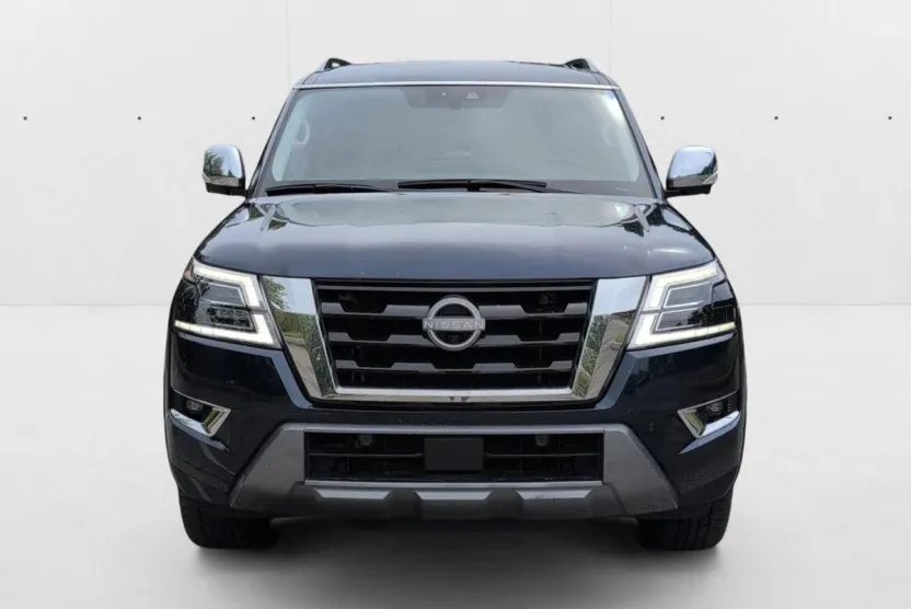 2023 Nissan Armada Platinum photo 1