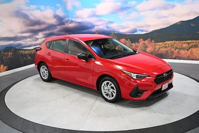 2025 Subaru Impreza Base photo 1
