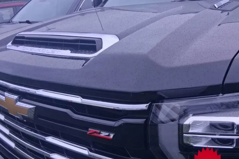 2025 Chevrolet Silverado 2500HD LT photo 1
