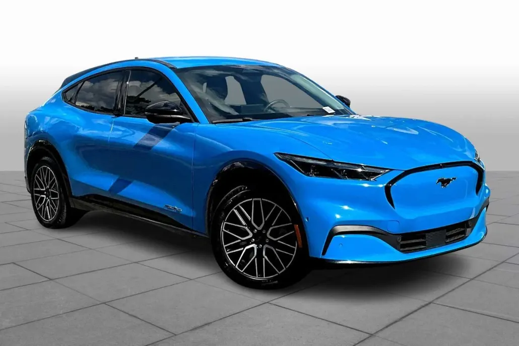 2024 Ford Mustang Mach-E Premium photo 1