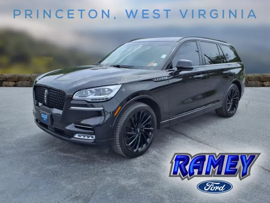 2022 Lincoln Aviator Reserve photo 1