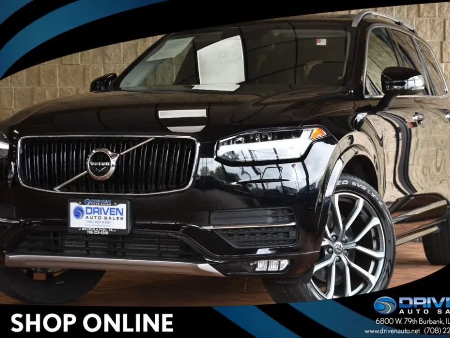 2017 Volvo XC90 T6 AWD Momentum photo 1