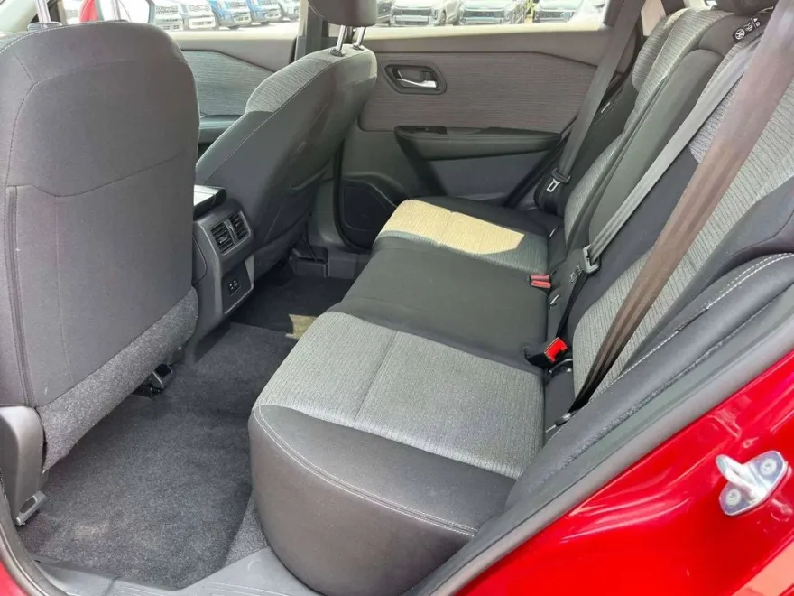 2023 Nissan Rogue SV photo 1