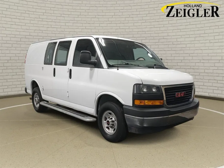 2023 Gmc Savana 2500 Cargo photo 1