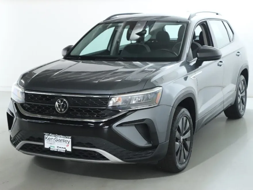 2024 Volkswagen Taos S photo 1