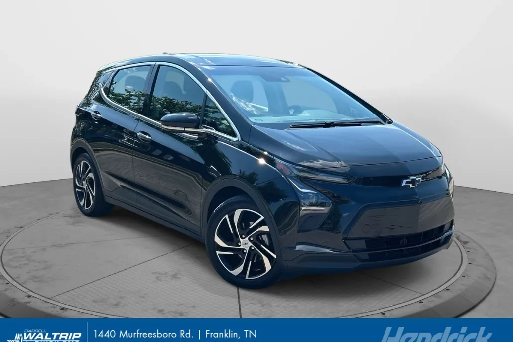 2022 Chevrolet Bolt EV 2LT photo 1