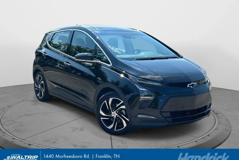 2022 Chevrolet Bolt EV 2LT photo 1