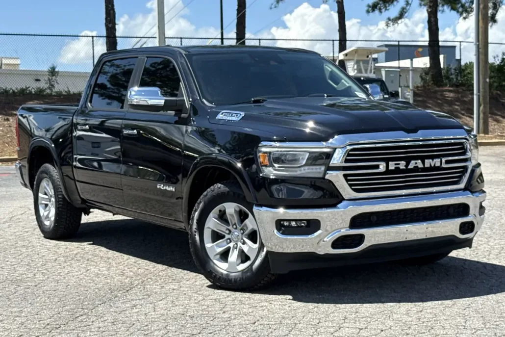 2022 Ram 1500 Laramie photo 1