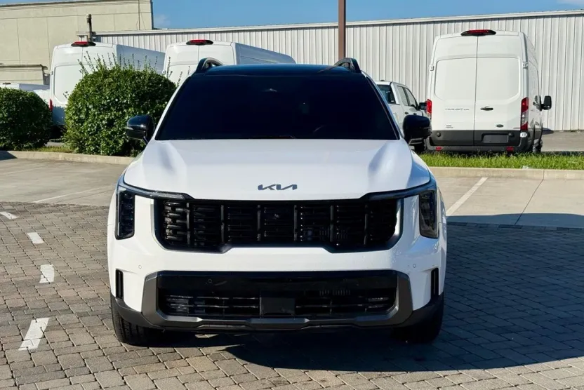 2024 Kia Sorento X-Line SX Prestige photo 1