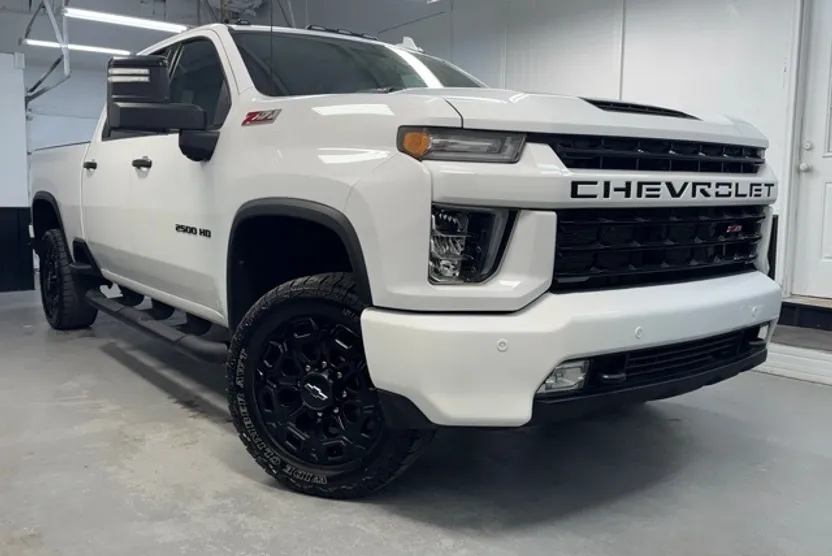 2022 Chevrolet Silverado 2500HD LTZ photo 1