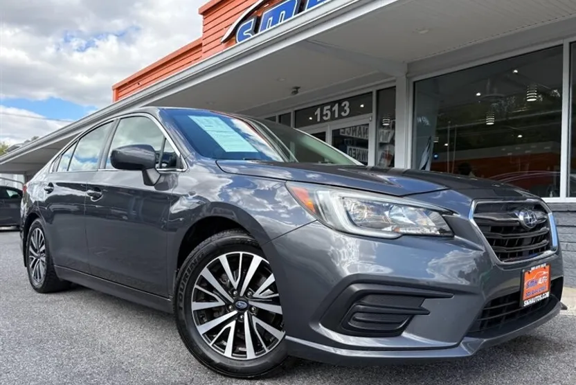 2018 Subaru Legacy 2.5i Premium photo 1