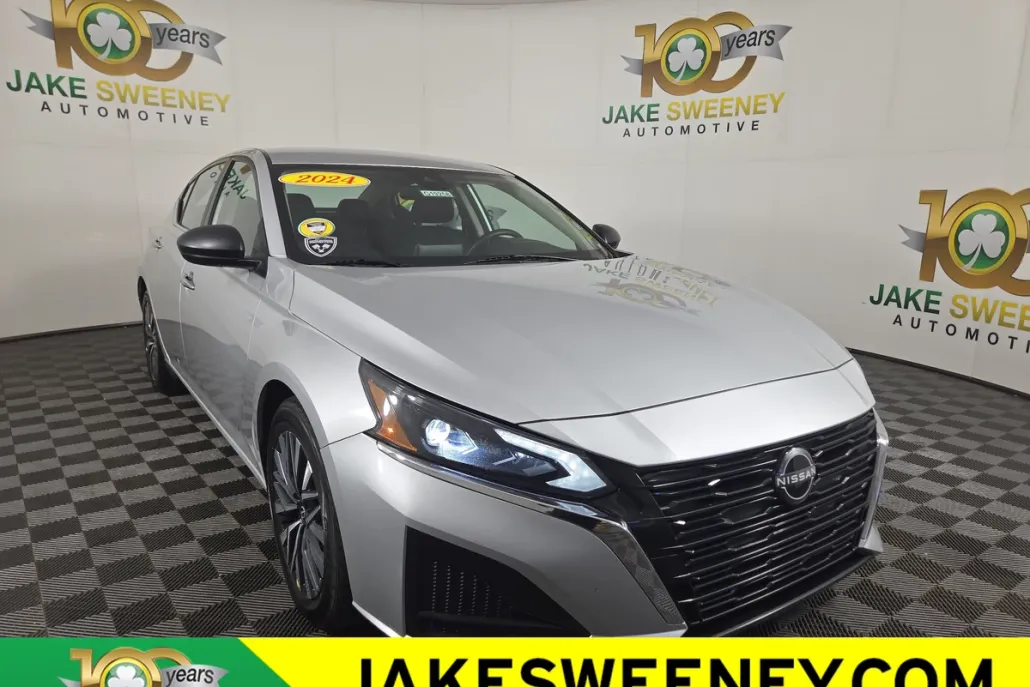2024 Nissan Altima 2.5 SV photo 1