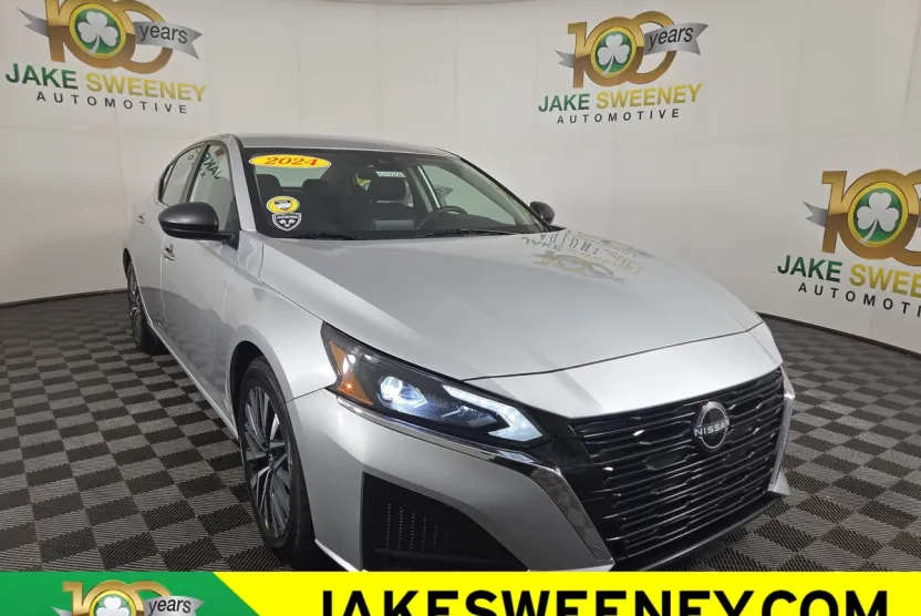 2024 Nissan Altima 2.5 SV photo 1