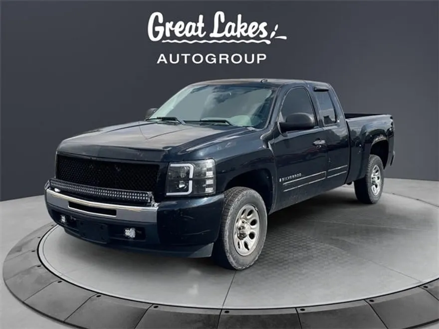 2009 Chevrolet Silverado 1500 LS photo 1