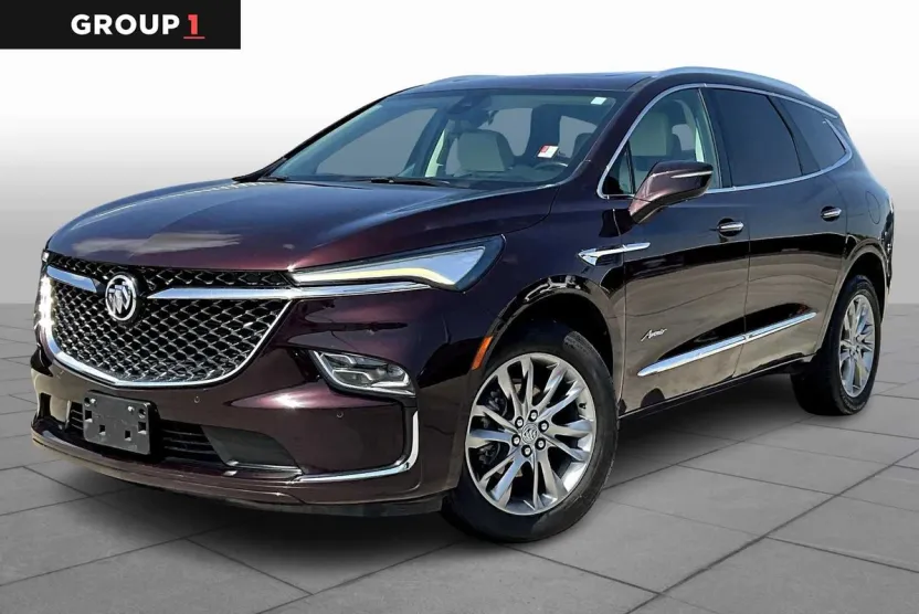 2023 Buick Enclave Avenir photo 1