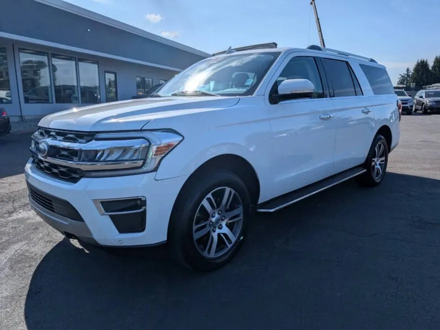 2023 Ford Expedition MAX Limited photo 1