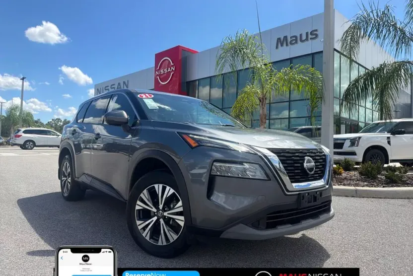 2021 Nissan Rogue SV photo 1