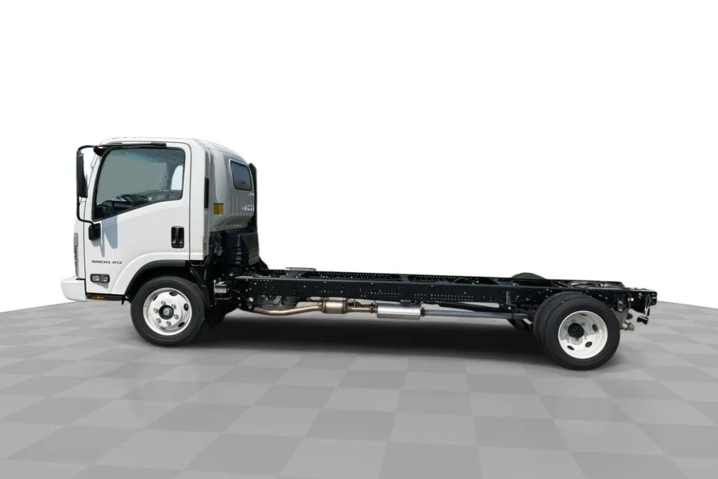 2024 Chevrolet Silverado photo 1