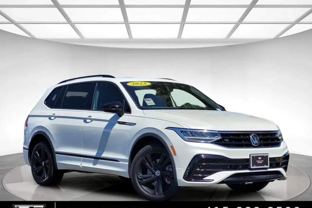 2023 Volkswagen Tiguan SE R-Line Black photo 1