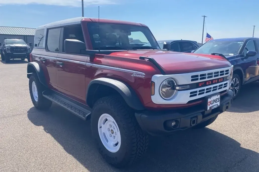 2025 Ford Bronco Heritage First Edition photo 1