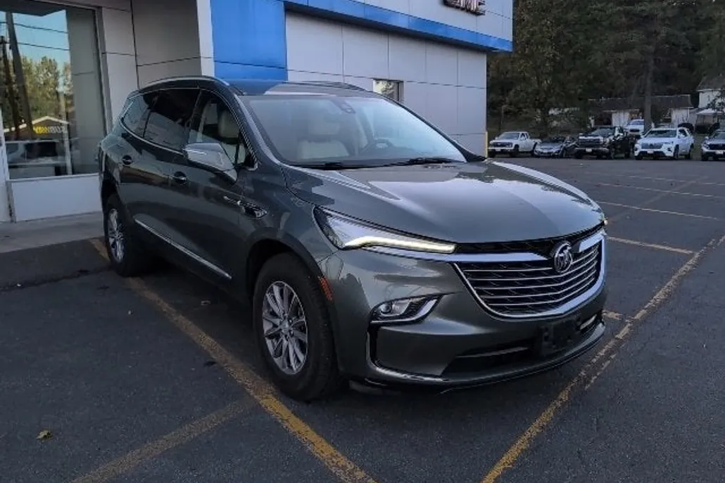 2022 Buick Enclave Premium photo 1