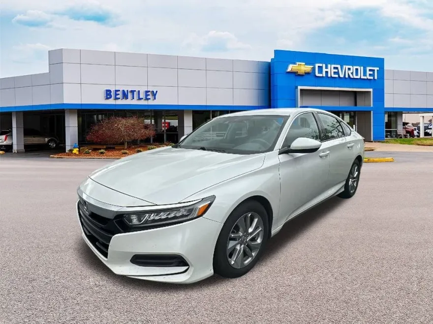 2019 Honda Accord LX 1.5T photo 1