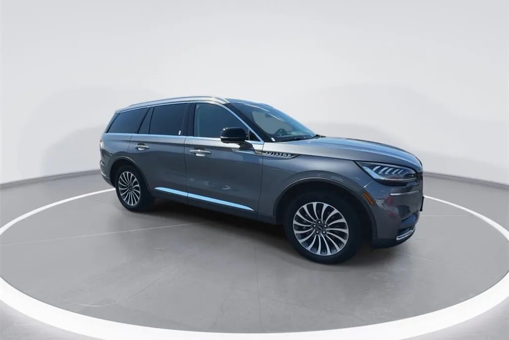 2023 Lincoln Aviator Reserve photo 1