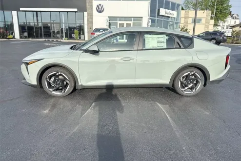 2025 Kia K4 EX photo 3