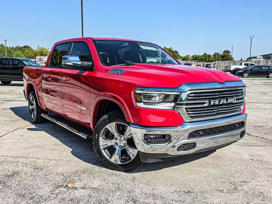2019 Ram 1500 Laramie photo 1