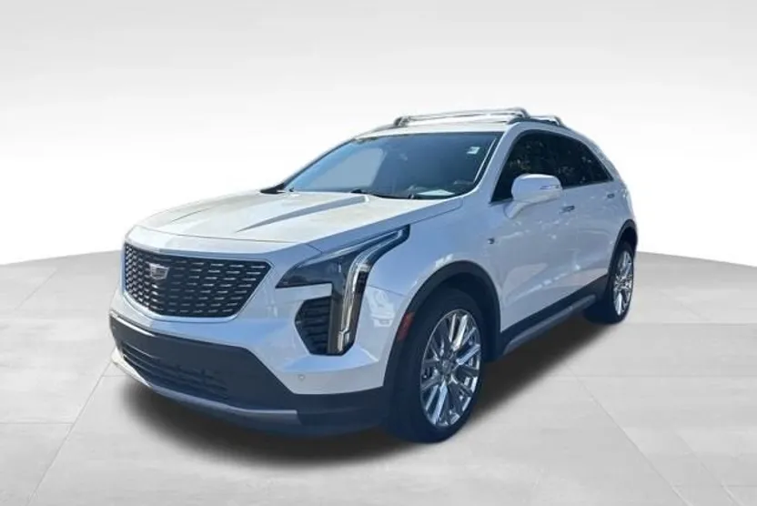 2022 Cadillac XT4 Premium Luxury photo 1
