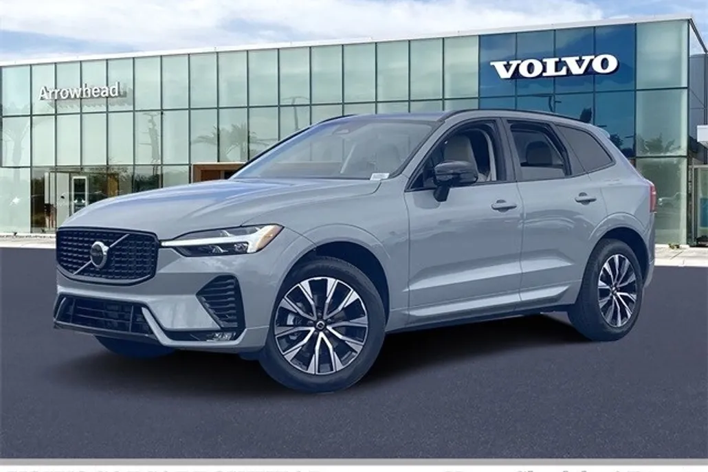 2025 Volvo XC60 B5 Core photo 1