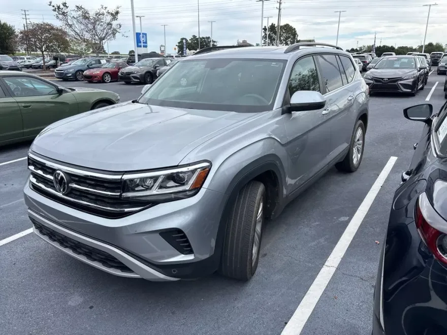 2022 Volkswagen Atlas V6 SE Technology photo 1