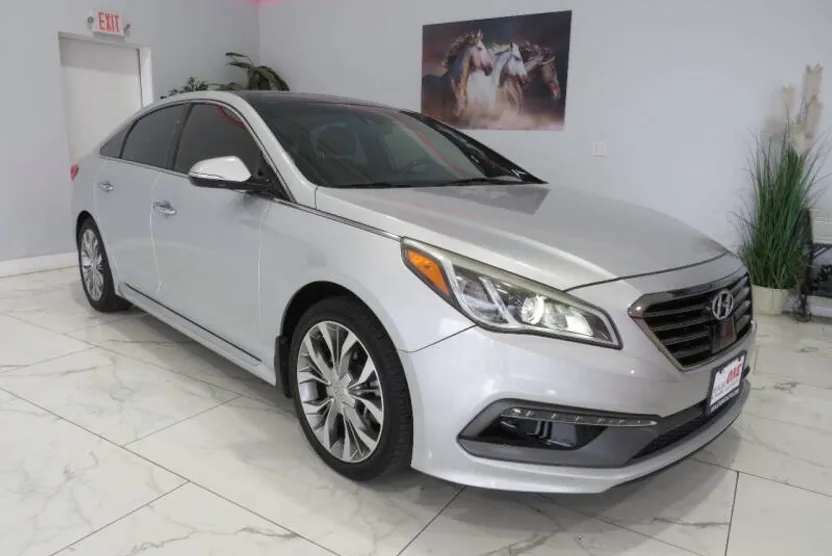 2015 Hyundai Sonata Sport 2.0T photo 1