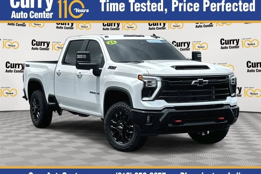 2025 Chevrolet Silverado 2500HD LT photo 1