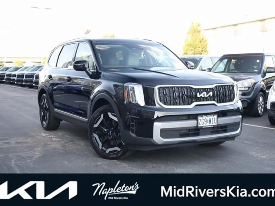 2023 Kia Telluride EX photo 1