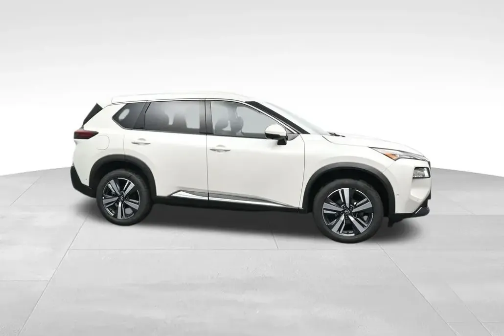 2023 Nissan Rogue SL AWD photo 1
