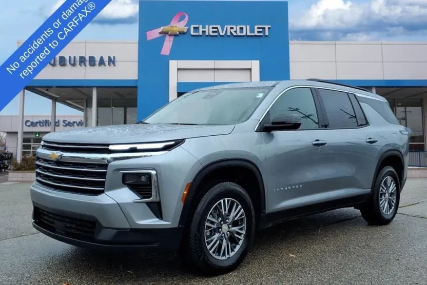 2025 Chevrolet Traverse photo 1