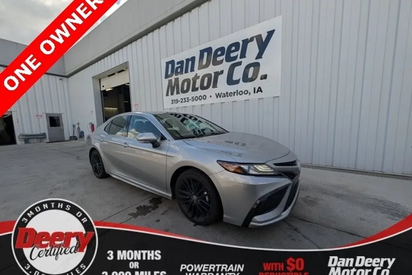 2023 Toyota Camry XSE photo 1