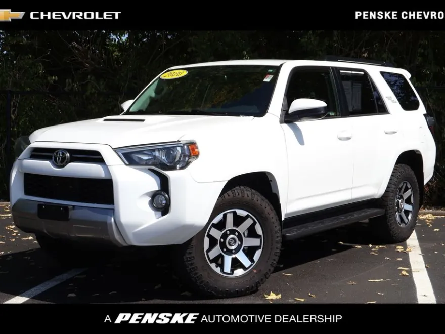 2020 Toyota 4Runner TRD Off-Road photo 1