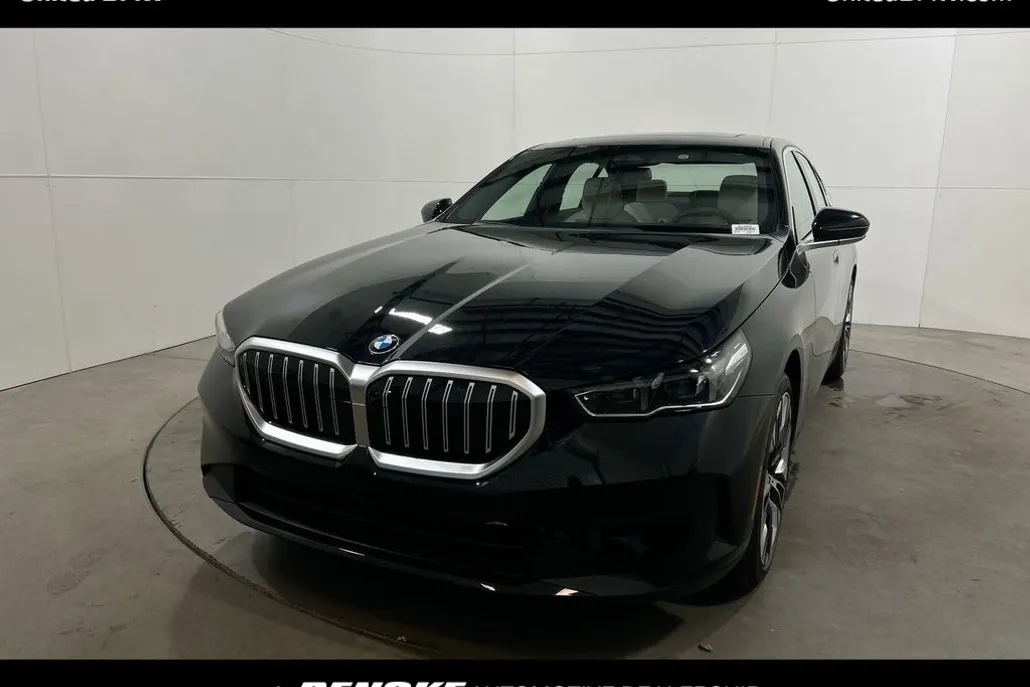 2025 Bmw 530i photo 1